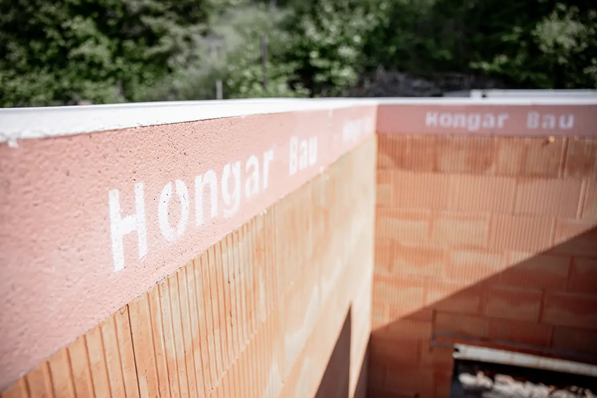 Neubau eines modernen Einfamilienhaus – schlüsselfertig gebaut von Hongar Bau