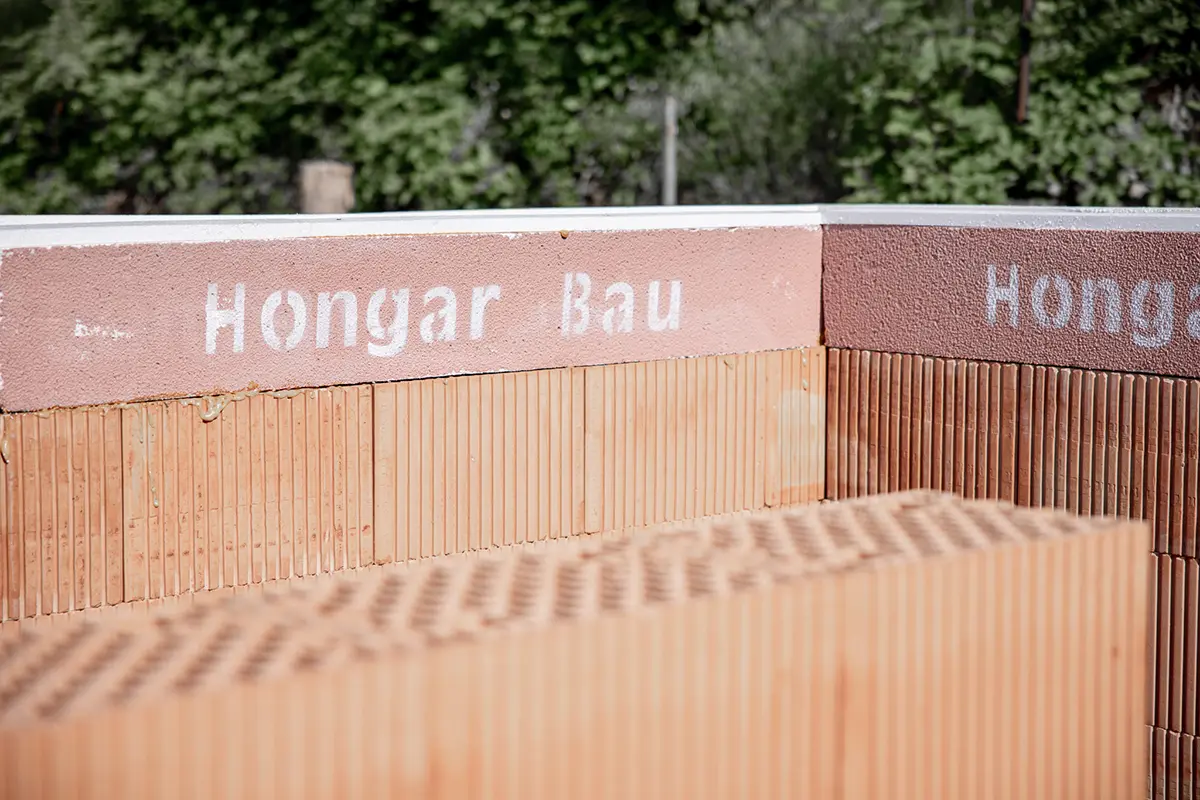 Neubau eines modernen Einfamilienhaus – schlüsselfertig gebaut von Hongar Bau